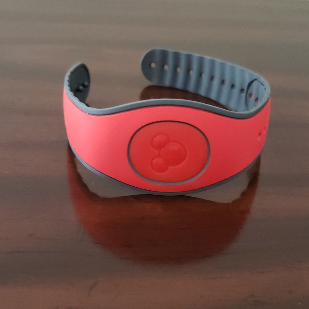 Red Magic Band
